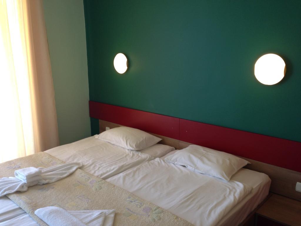 Kiparisite Hotel Slântsjev Brjag Eksteriør bilde